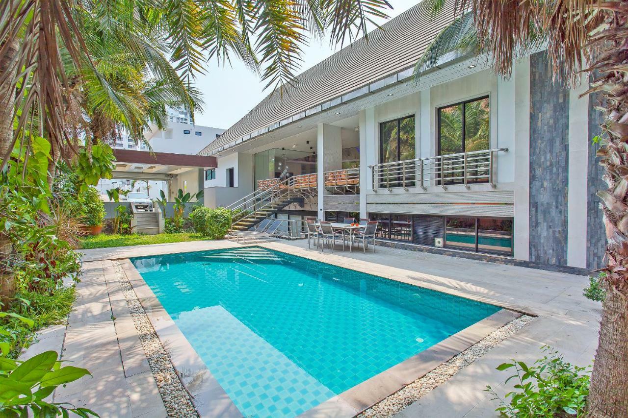 Royale Grand Villa Pattaya Extérieur photo
