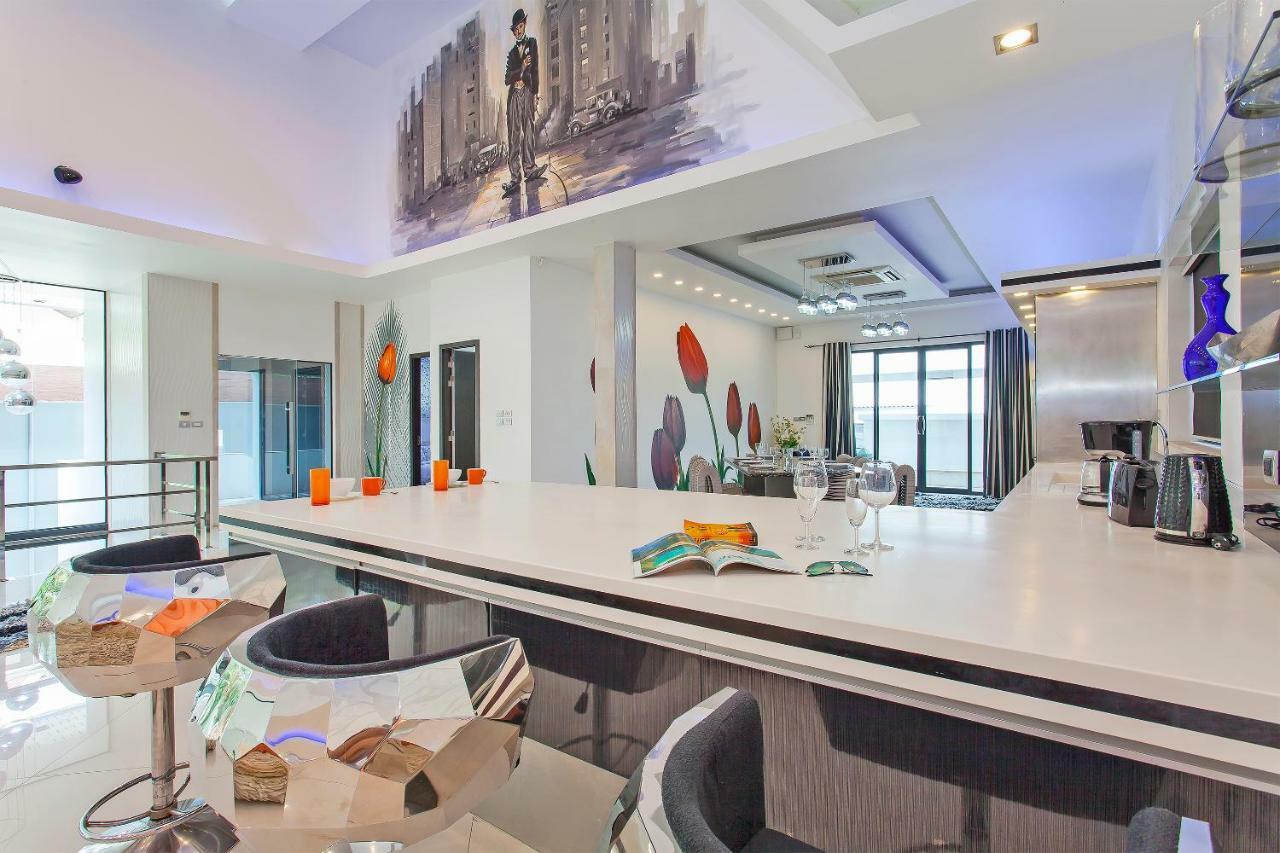 Royale Grand Villa Pattaya Extérieur photo