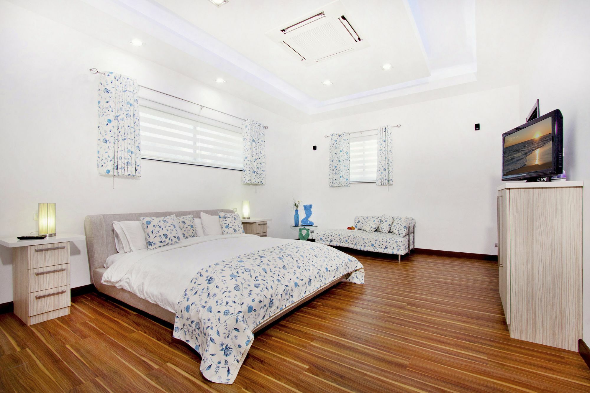 Royale Grand Villa Pattaya Extérieur photo